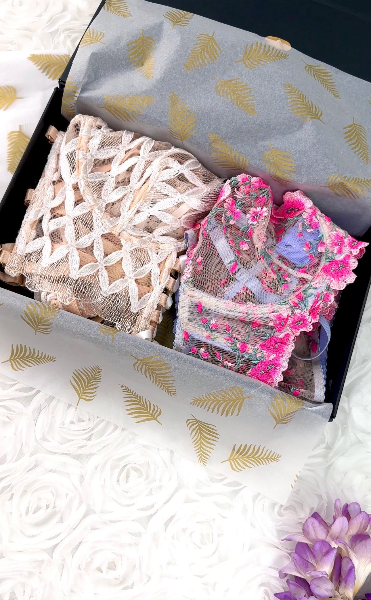 Hello.LA.Girl Gift Box