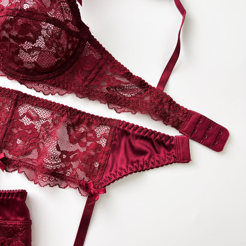 Sexy Red Floral Lace Trim Garter Lingerie