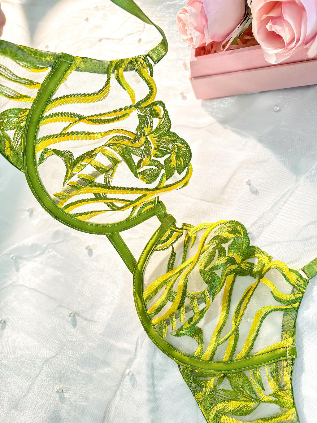 Green Leaves Lingerie Set