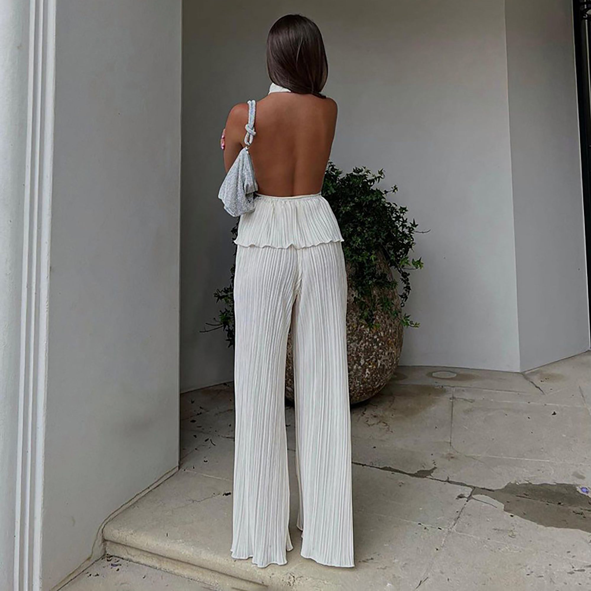 White Solid High Waist Pleated Wide-Leg Pants