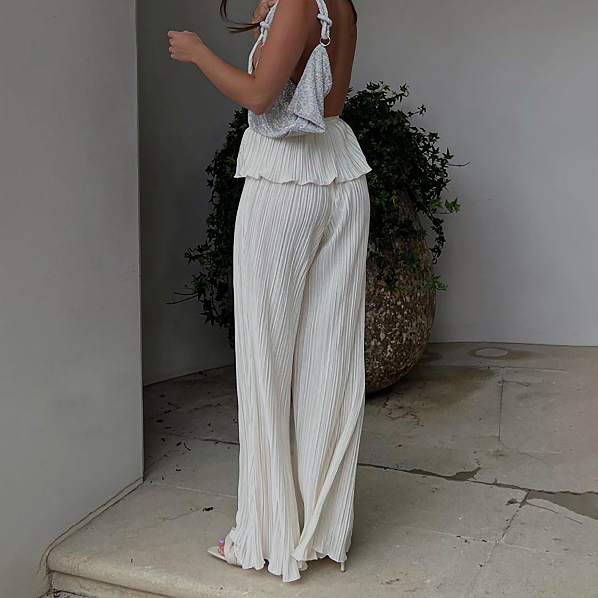 White Solid High Waist Pleated Wide-Leg Pants