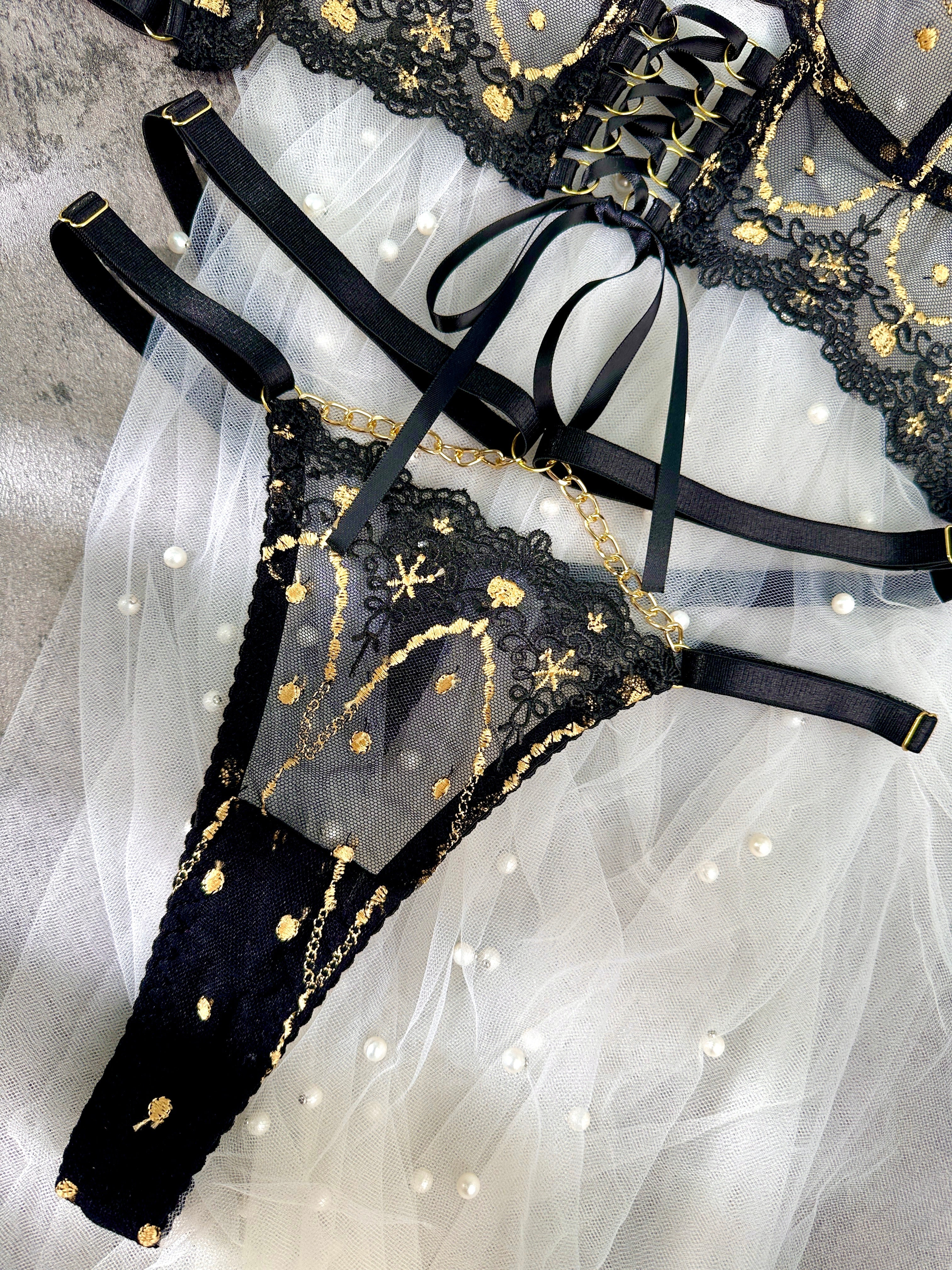 Black Gold Star Embroidered Lace Lingerie Set